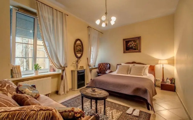 Retro Apartment