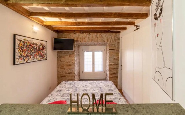 Largo di Torre Argentina Cozy Studio
