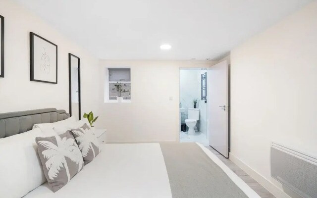 Shirland Road Flat