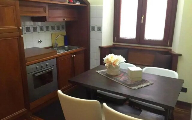 Rhona's Apartment