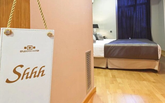 Splendom Suites