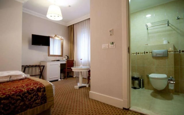 Taksim Metropark Hotel