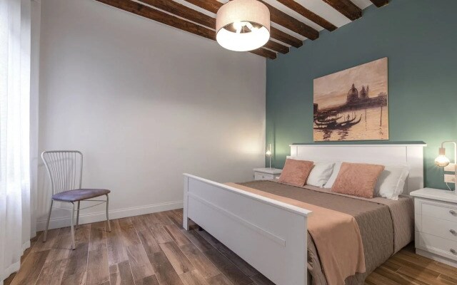 Dorsoduro Suite 1241 by Wonderful Italy