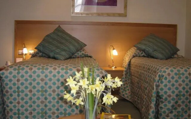 The Harrow Hotel