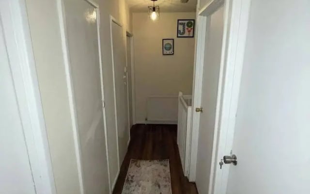 3 Bedrooms - 6 Guests - Parking - Fireplace - Bbq