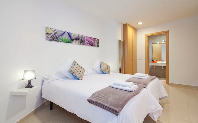 Charmsuites