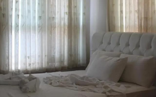 King Palace Suite