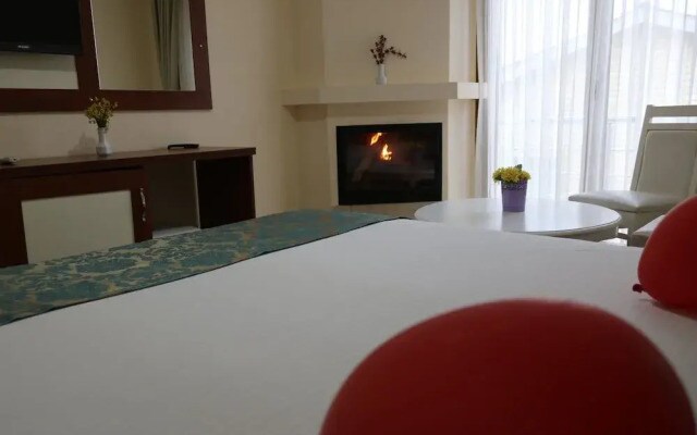 Agva Manolyam Otel