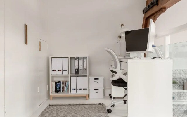 1 Bedroom Retro Apartment