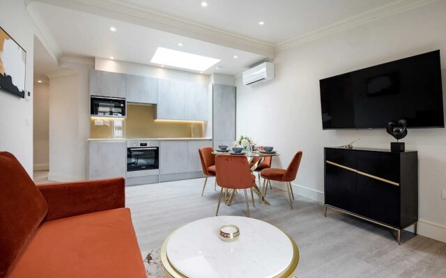 Marble Arch Suite 9-hosted by Sweetstay