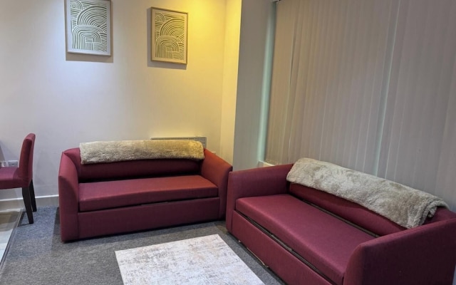 Heathrow Airport - Apt - Stay 3 - Great Location
