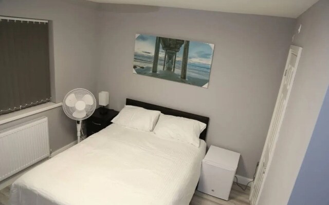 Room in House - A A Guest Room7