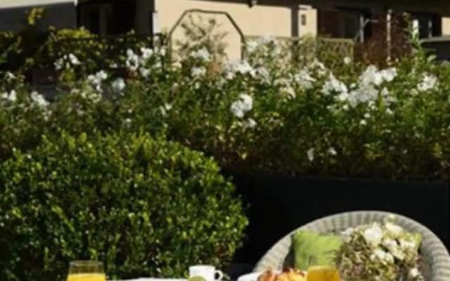 Two-Bedroom on Via del Babuino Apt 1