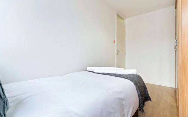 Kensington 3 Bedroom Flat Close2subway