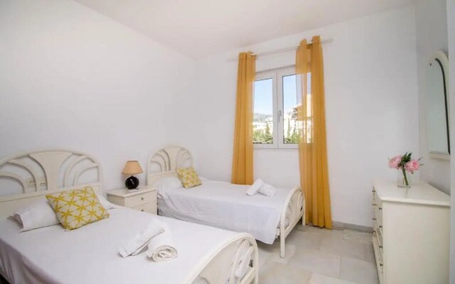 Erisa 31 by IVI Real Estate