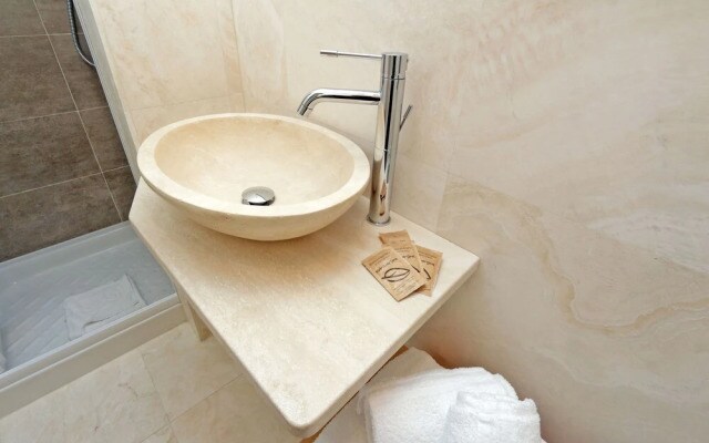 Restart Accommodations Venezia
