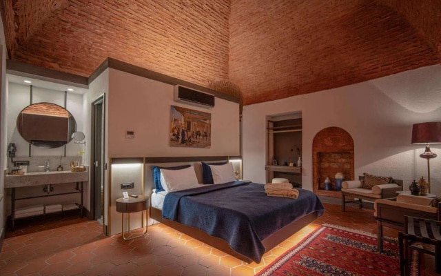 Han 1772 Hotel