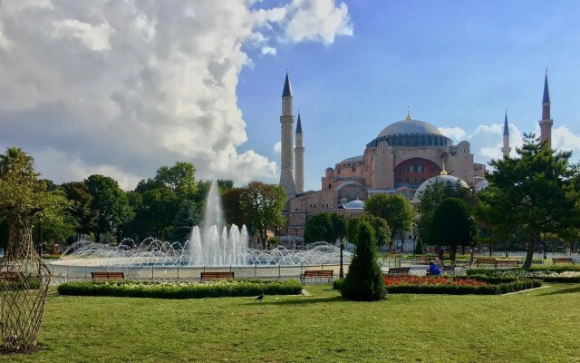 Otel Yerebatan Sarayı