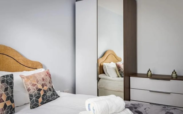 1-bedroom Apartment With Private Garden