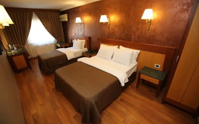 Etorno Hotel