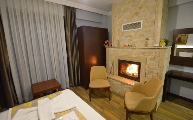 Hill River Hotel