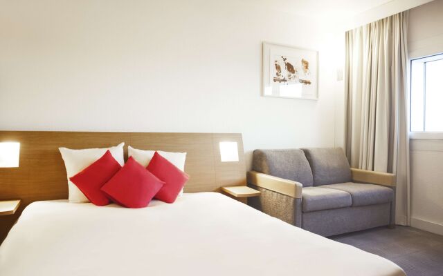 Novotel Paris Suresnes Longchamp