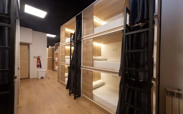 Siesta & Go - Hostel