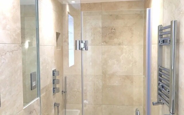 Belgrave Studio Apartment