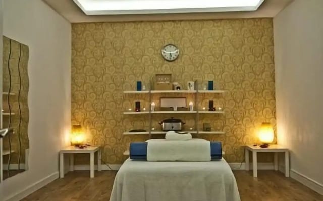 Mourouj Gloria White Palace Hotel & SPA