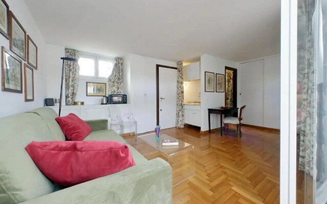 Lovely Apartment Via Sistina