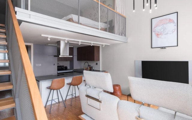 Open-plan Flat in Vinohrady by Prague Days