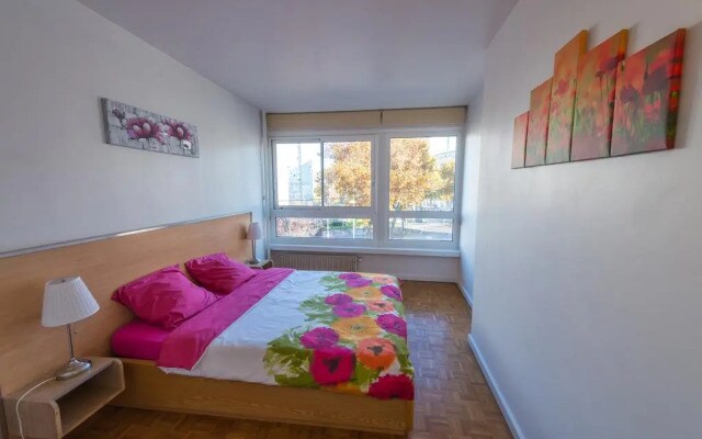 Clémenceau-La Défense Appartement