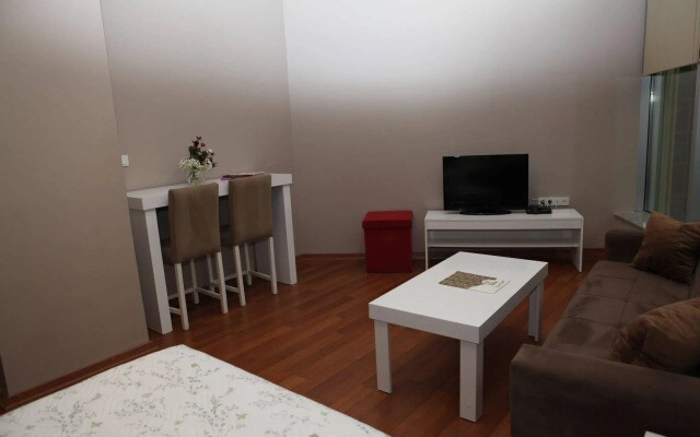 Expoist Hotel