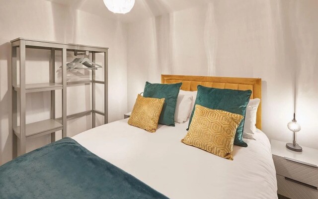Host Stay Fern in York