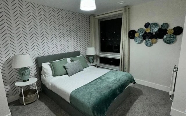 Cosy, Comfy 2 Bed Apartment Canary Wharf