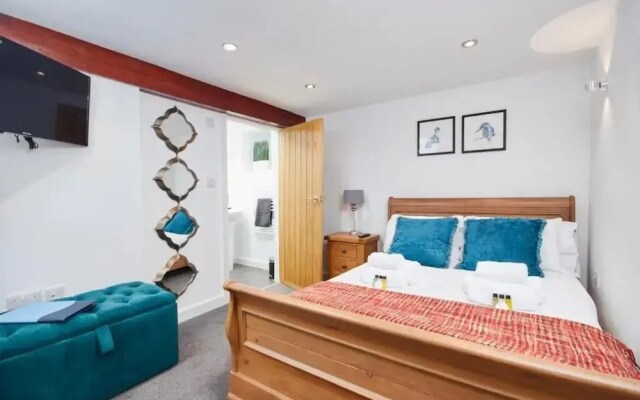 Gateway Mews