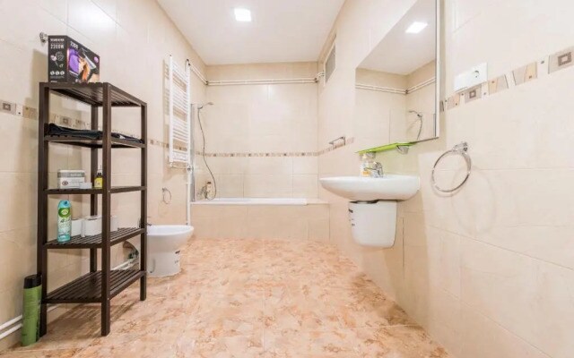 Grand Latina Apartment