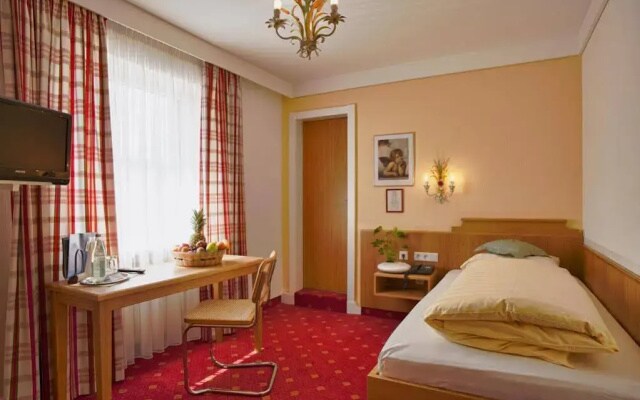 Hotel Mayer