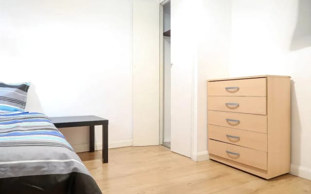 Greenland House Deluxe Guest Room