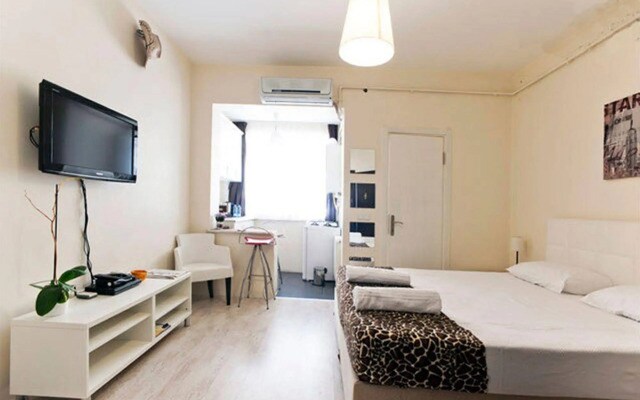 Adonis House Taksim