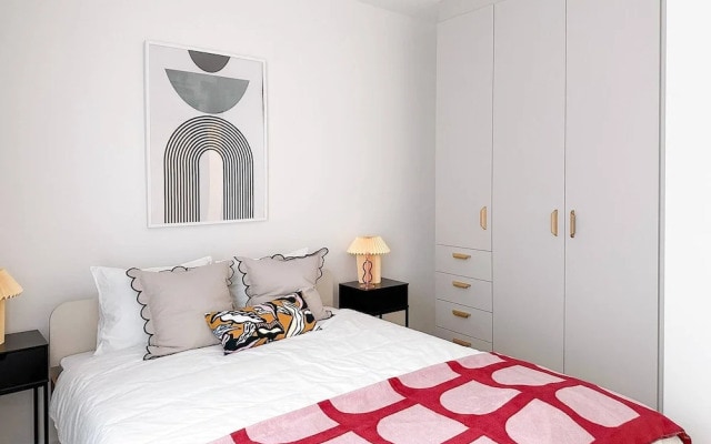 "new 3kk Apts: Holešovice Heart"