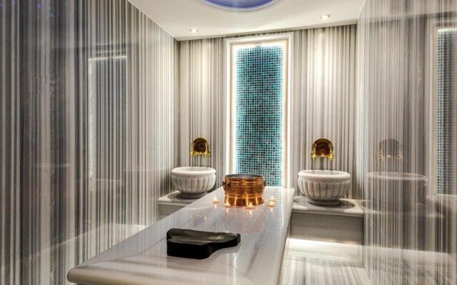 Beethoven Senfoni Hotel