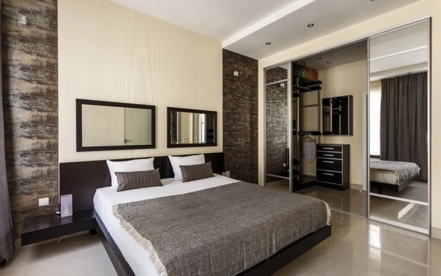 1912 на Стремянной 13