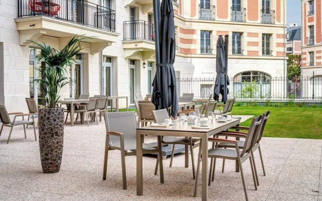 Zenao Appart'hôtels Le Raincy Thiers