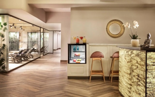 Delta Hotels by Marriott Istanbul Kagithane
