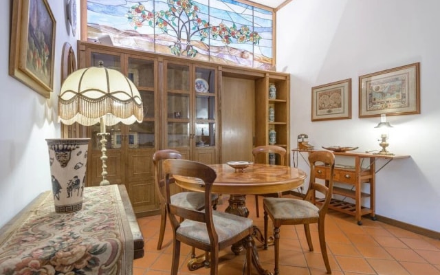 Luxury City Center Apartment