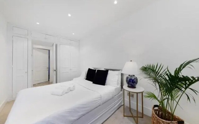 Luxury Kensington apartment