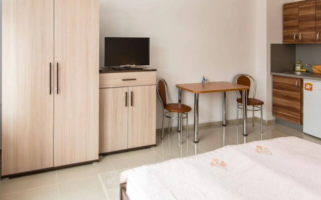 Madonna Apartments