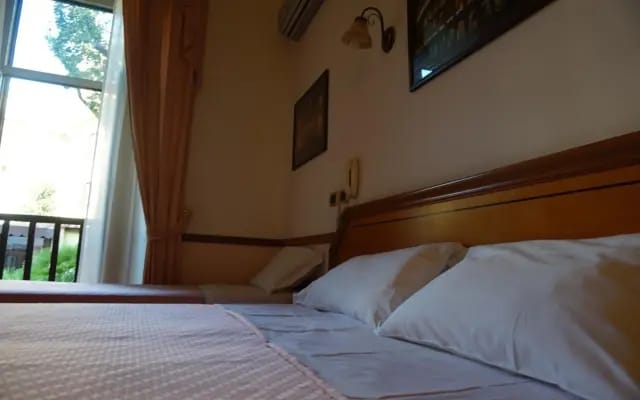 Green Hotel