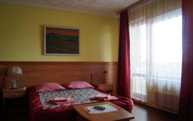 Sakura Hotel